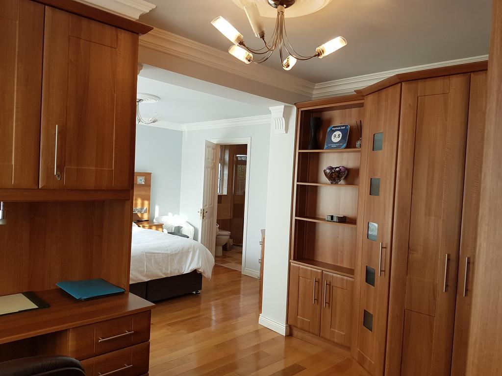 Highfields Self Contained Studio Bed & Breakfast Newry Dış mekan fotoğraf